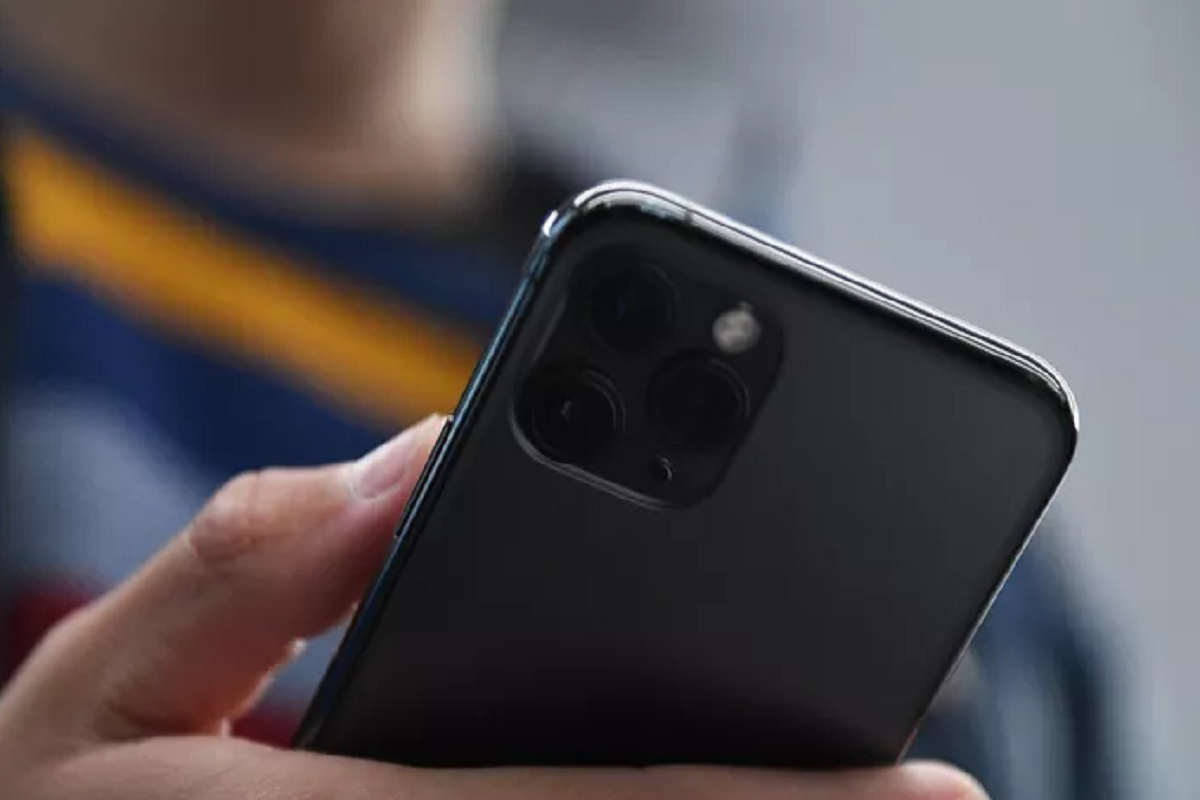 В Новосибирске обсуждают полную блокировку интернета и связи