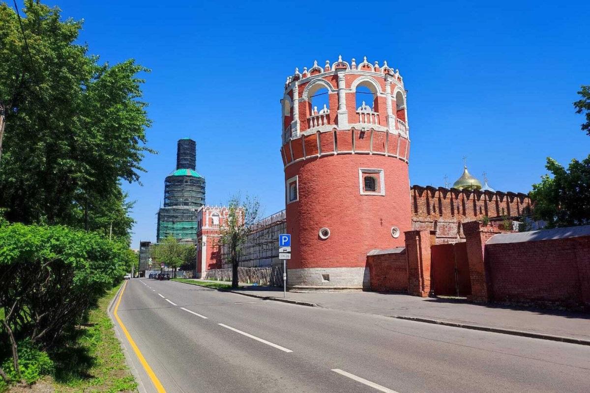 В Москве идет масштабная работа по восстановлению исторического облика старинных зданий