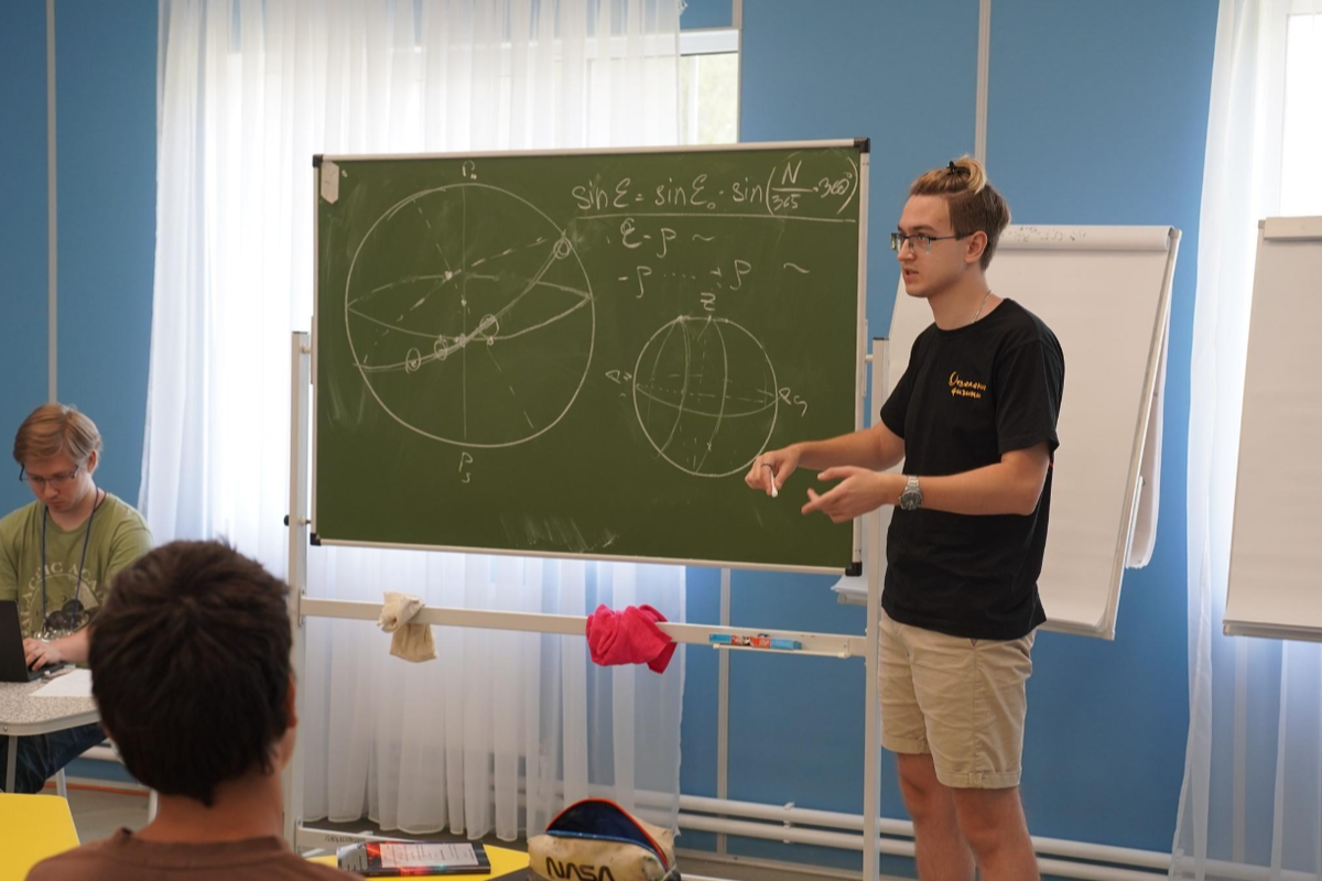 Школьники Мордовии изучают математику в оздоровительном лагере