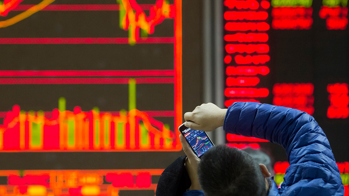 Аналитик назвала последствия обвала японской биржи для россиян