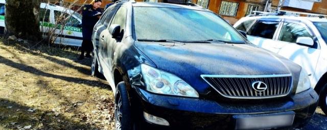 В Нижнем Тагиле приставы нашли спрятанный Lexus должника и арестовали машину