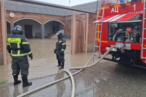 Ливни и паводок в Чечне затопили дома и разрушили дороги и мосты