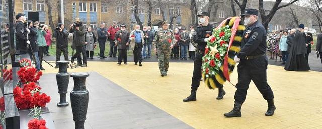 У здания МВД Хакасии открыли Мемориал Славы воинам-милиционерам