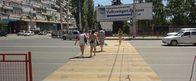 В центре Волгограда закроют незаконный пешеходный переход