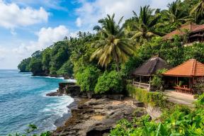 «Остров богов» похоронили: турист сбежал с Бали в ужасе от пробок, мусора и очередей за красивым фото