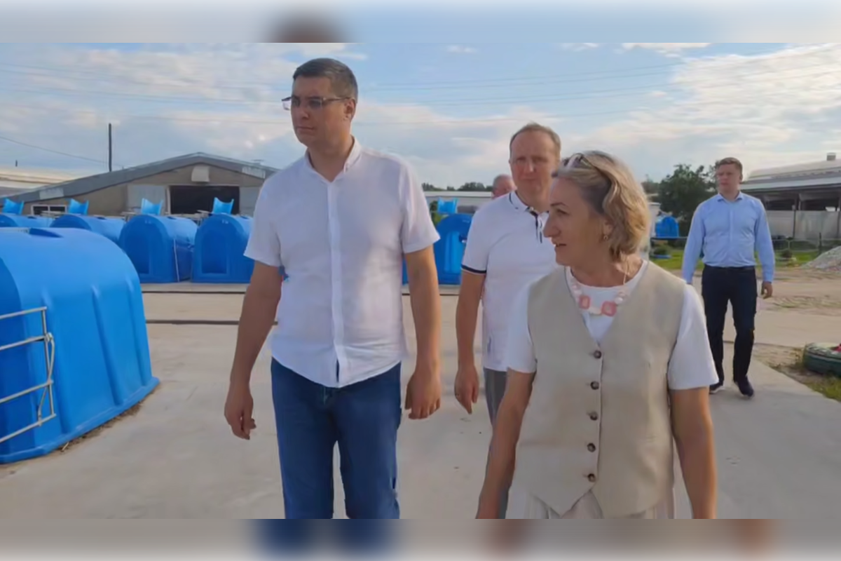 Губернатор Александр Авдеев посетил «телячью деревню» в Меленковском округе