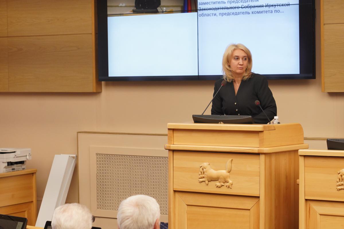 Депутаты Заксобрания Иркутской области одобрили законопроект о запрете склонения женщин к аборту в первом чтении