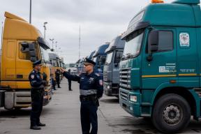 Цена разрыва: Армения потеряет 90% экспорта цветов и фруктов на фоне запретов РФ