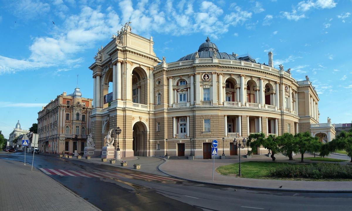 «Одесса — не русский город!» Что происходит с жемчужиной у моря? Почему НАТО собирает войска в Румынии