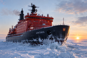 Как Европа собирается догонять Россию в Арктике: спутники вместо ледоколов