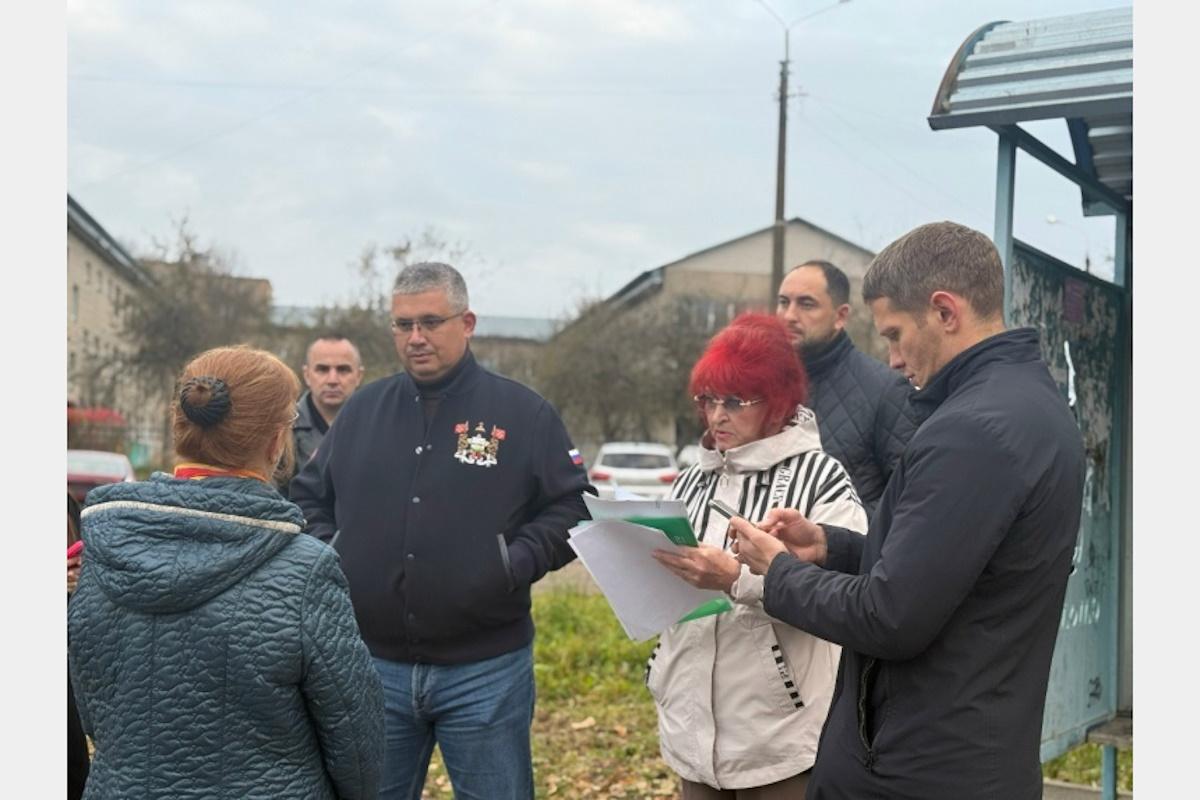 В Смоленске проверили подготовку к зиме, ремонт дворов и состояние городских фасадов