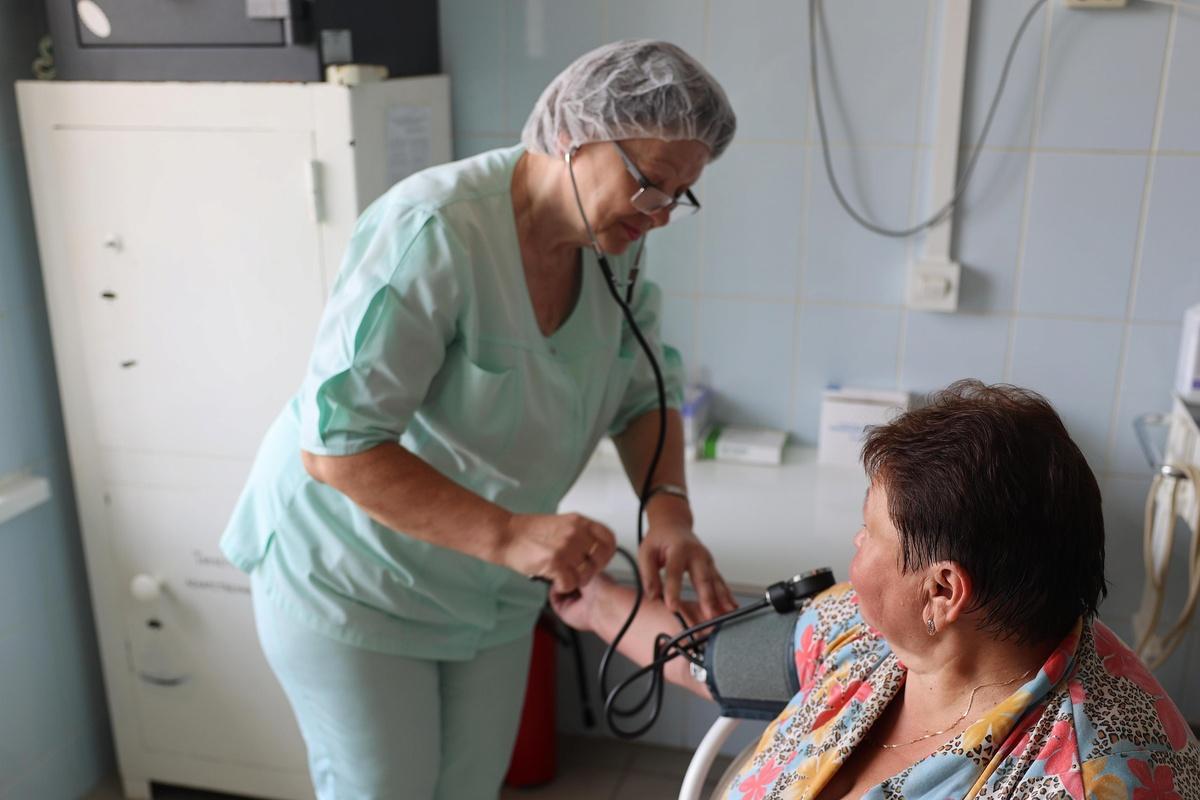 Сенатор от Липецкой области Максим Кавджарадзе стал инициатором нового проекта «Нужный врач рядом»