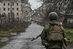 Нейросеть «кормила» бойцов провизией с вражеских дронов: хроника штурма глазами комбата с двумя орденами Мужества