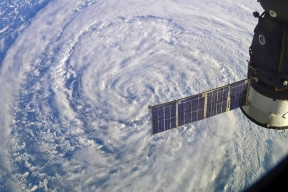 «Роскосмос»: судьба МКС будет решаться совместно с Америкой