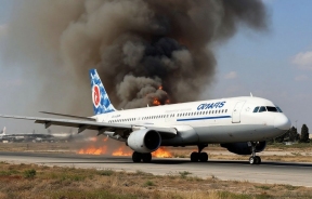 Дом под ракетами: Пугачева молчит, а ее соседи по Кипру прячутся по подвалам