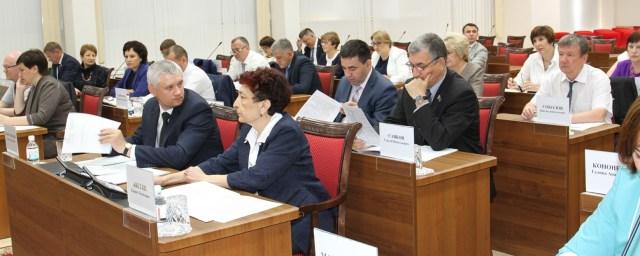 Депутаты Закдумы обсудили зарплаты в районах Крайнего Севера