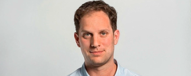 Журналист Эван Гершкович, находясь под стражей в России, написал письмо семье по-русски