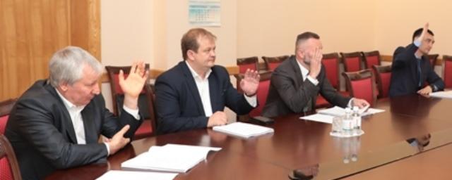 В Законодательной Думе Хабаровского края образованы три партийных фракции и одно депутатское объединение