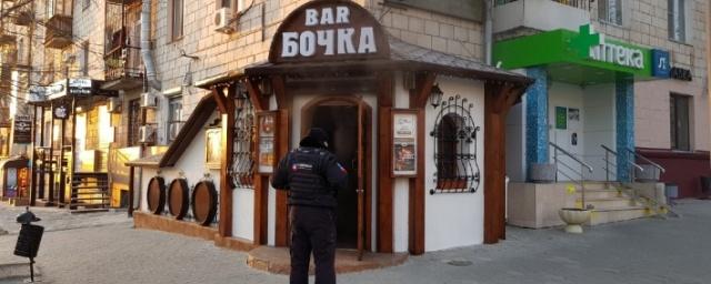 В центре Волгограда горел бар «Бочка»