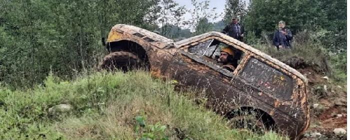 В деревне Кудяево Псковской области прошли гонки внедорожников «Ралли Offroad»