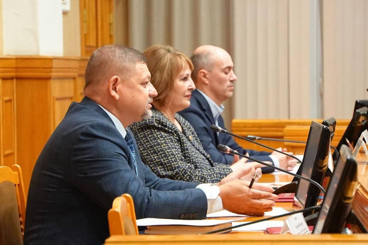 Врип главы Станислав Трофимов: На 2026 год в Чебоксарах запланирован беспрецедентный по объёму капремонт школ