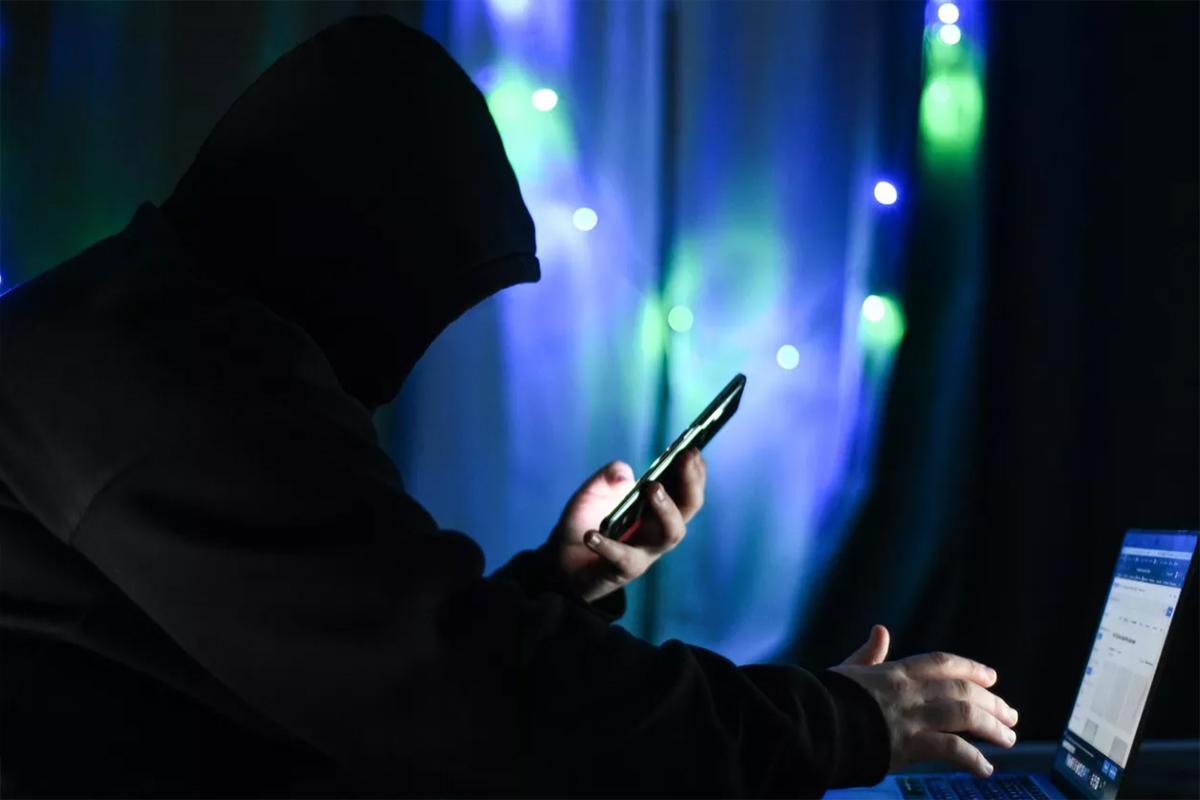 Россиянам рассказали, как мошенники обманывают под видом сотрудников банков