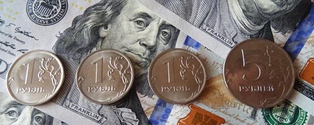 В США впервые за два месяца спекулянты ставят на укрепление рубля