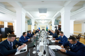 Руслан Кухарук: Все экстренные службы Югры переведены в режим повышенной готовности из-за рисков паводков и лесных пожаров