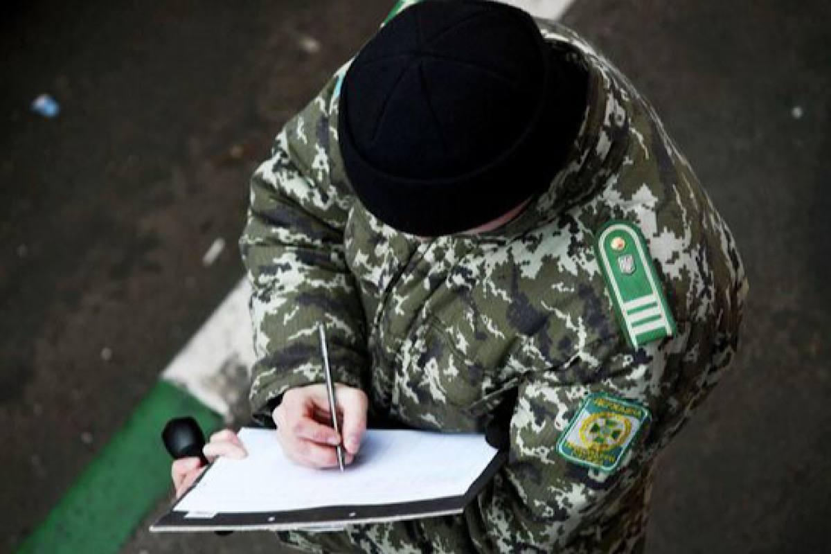 Пограничная служба Украины зафиксировала рост покидающих страну мужчин 18-22 лет