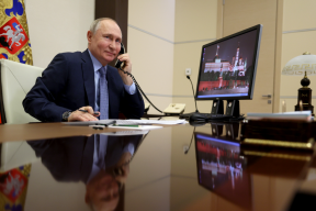 Игорь Мартынов направил поздравление с днем рождения Президенту России Владимиру Путину
