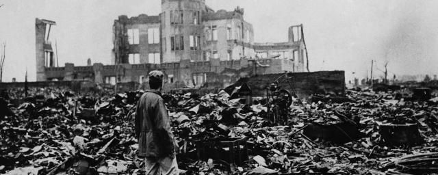 Политик Янг: США скатываются к фашизму с бомбежек Хиросимы в 1945 году
