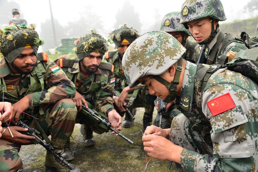 Утечка разговоров военных. Индийская армия. Современная армия Китая. Индийский солдат.