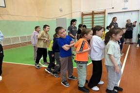 Югра ждет на работу в населенные пункты и города ХМАО специалистов по программе «Земский тренер»