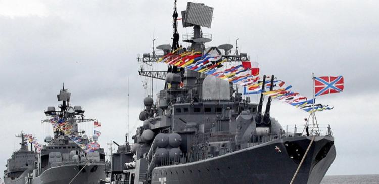Во Владивостоке в День ВМФ России проведут парад кораблей