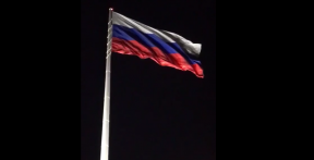 В Красноярске на Николаевскую сопку снова установили 100-метровый флаг