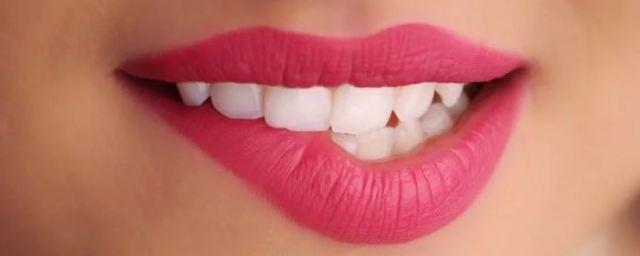 В Китае изобрели гель, восстанавливающий зубы без пломб