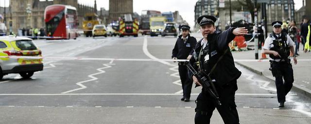 Терезе Мэй не угрожает опасность в связи с терактом в центре Лондона