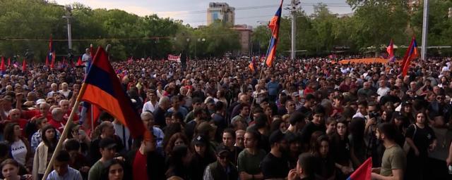 В Ереване задержали 206 человек на акциях протеста оппозиции