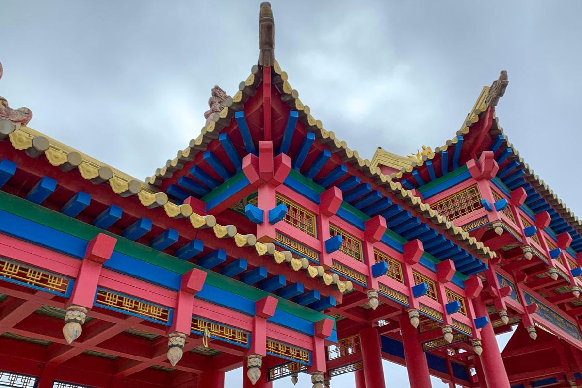 Элиста готовится с размахом отметить главный праздник страны