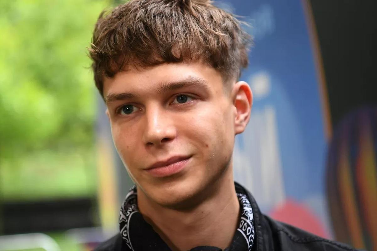 Срочник Калюжный посетил премьеру фильма «Первый на Олимпе», в котором сыграл главную роль