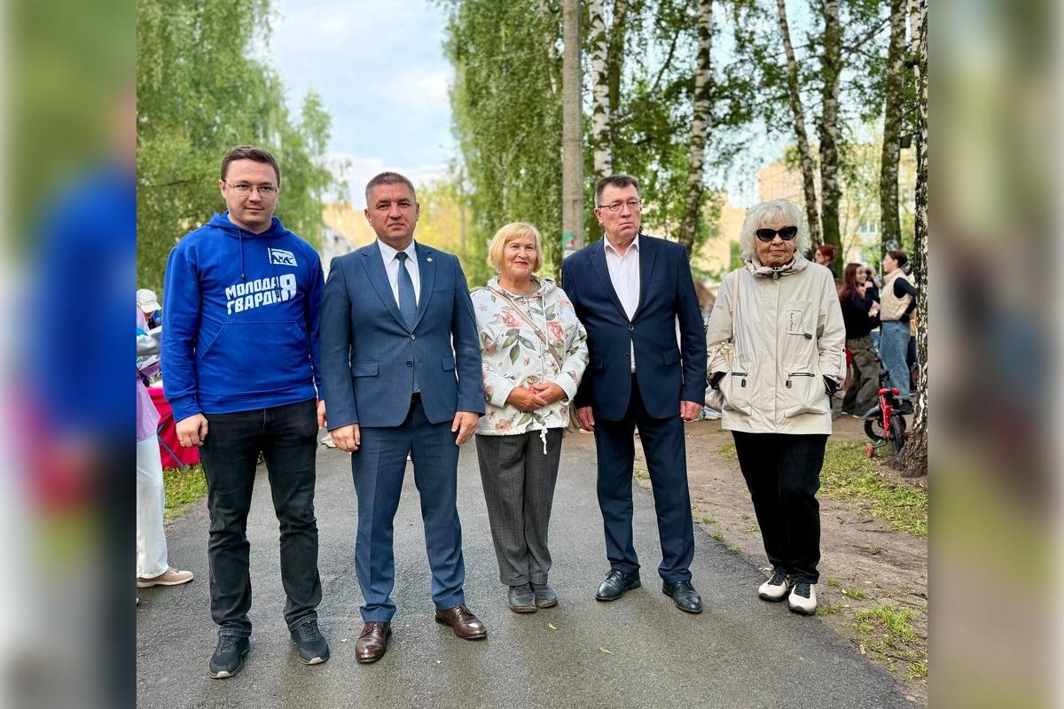 Глава Чебоксар Владимир Доброхотов встретился с жителями Новоюжного района