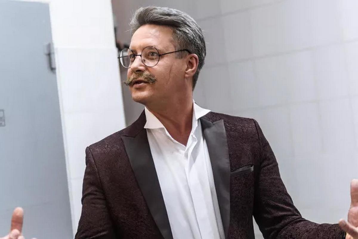 Женился на «старухе», а счастье нашёл с молодой. Как сложилась личная жизнь Александра Макогона