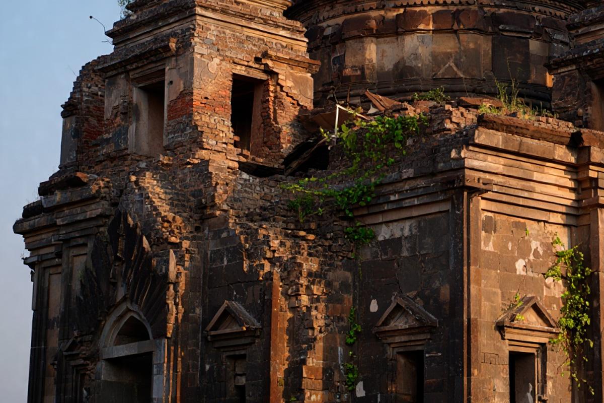 В храме XIX века в Тверской области освятили накупольные кресты