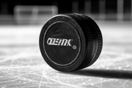 14-летний спортсмен скончался во время тренировки по хоккею