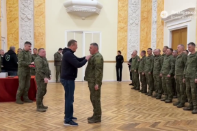 Губернатор Валерий Лимаренко передал сахалинским бойцам в зоне СВО новую партию передовых дронов, средства связи и квадроциклы