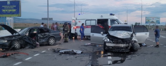 В Бурятии на трассе Улан-Удэ-Кяхта в ДТП пострадали семь человек