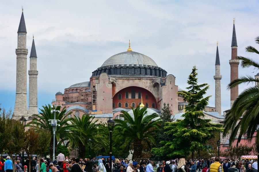 Власти Турции одобрили превращение собора Святой Софии в мечеть