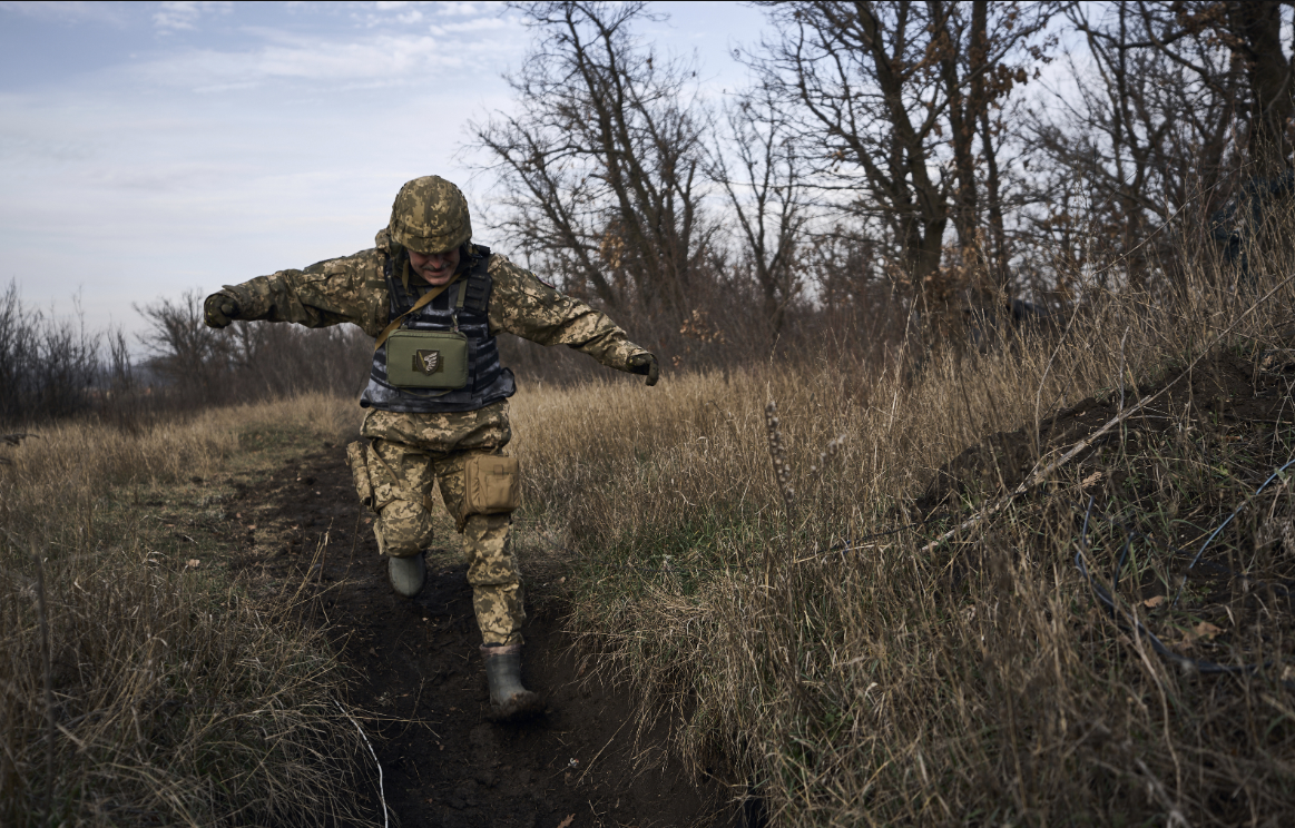 Группа украинских военных сдалась в плен на границе ДНР