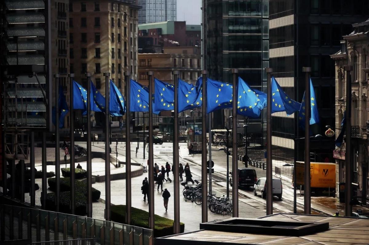 Определен проигравший в новой холодной войне. Кто заплатит за всё? Это точно будет не Россия