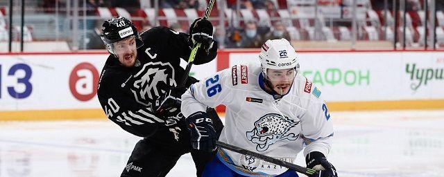 «Трактор» обыграл «Барыс» несмотря на хет-трик Михайлиса